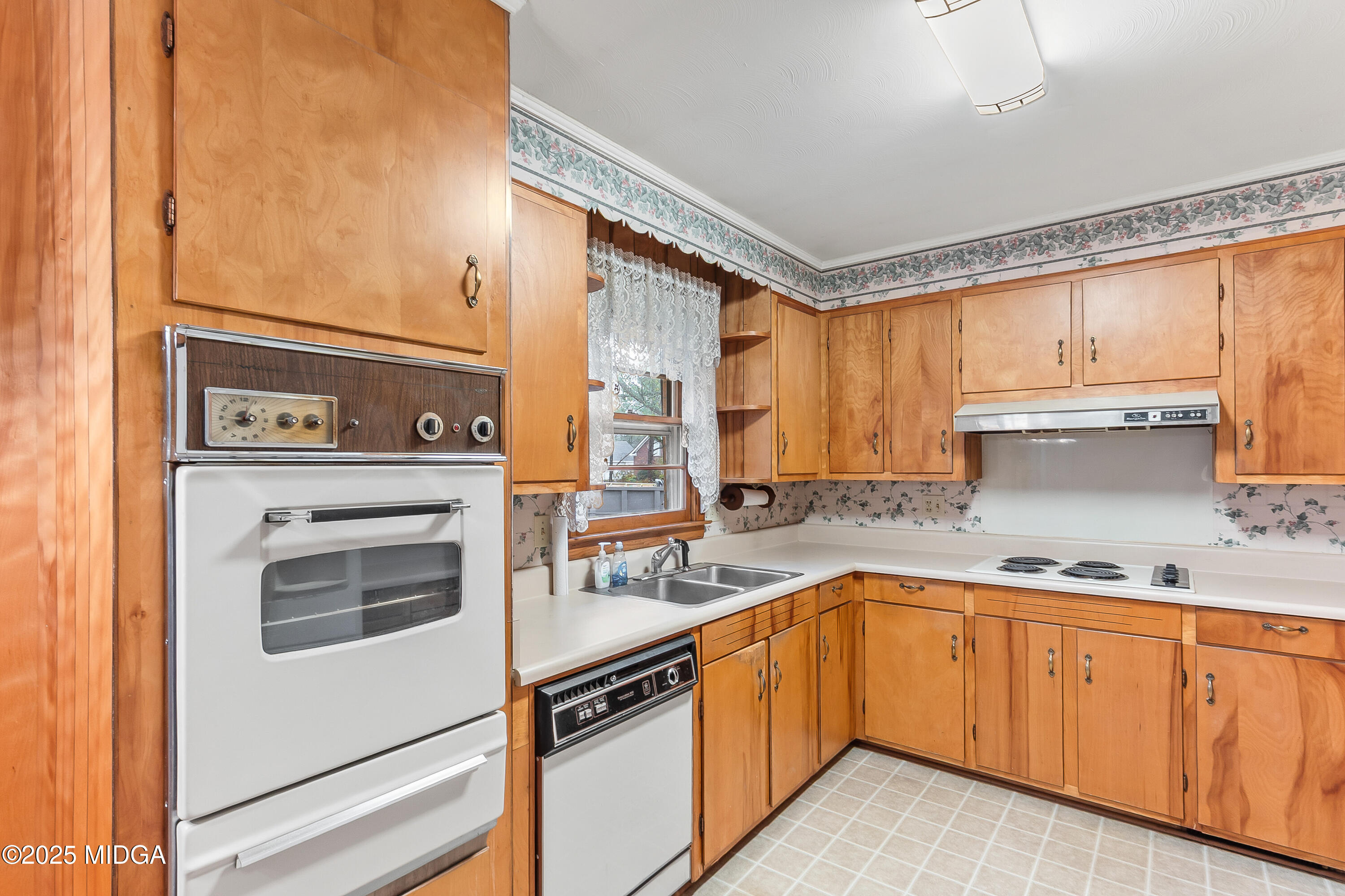 3305 Walden Road Macon, GA 31216 - Photo 16 of 50 16__AAA3041_mls