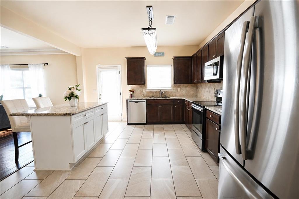 2066 Villa Spring Court Dacula, GA 30019 - Photo 5 of 16