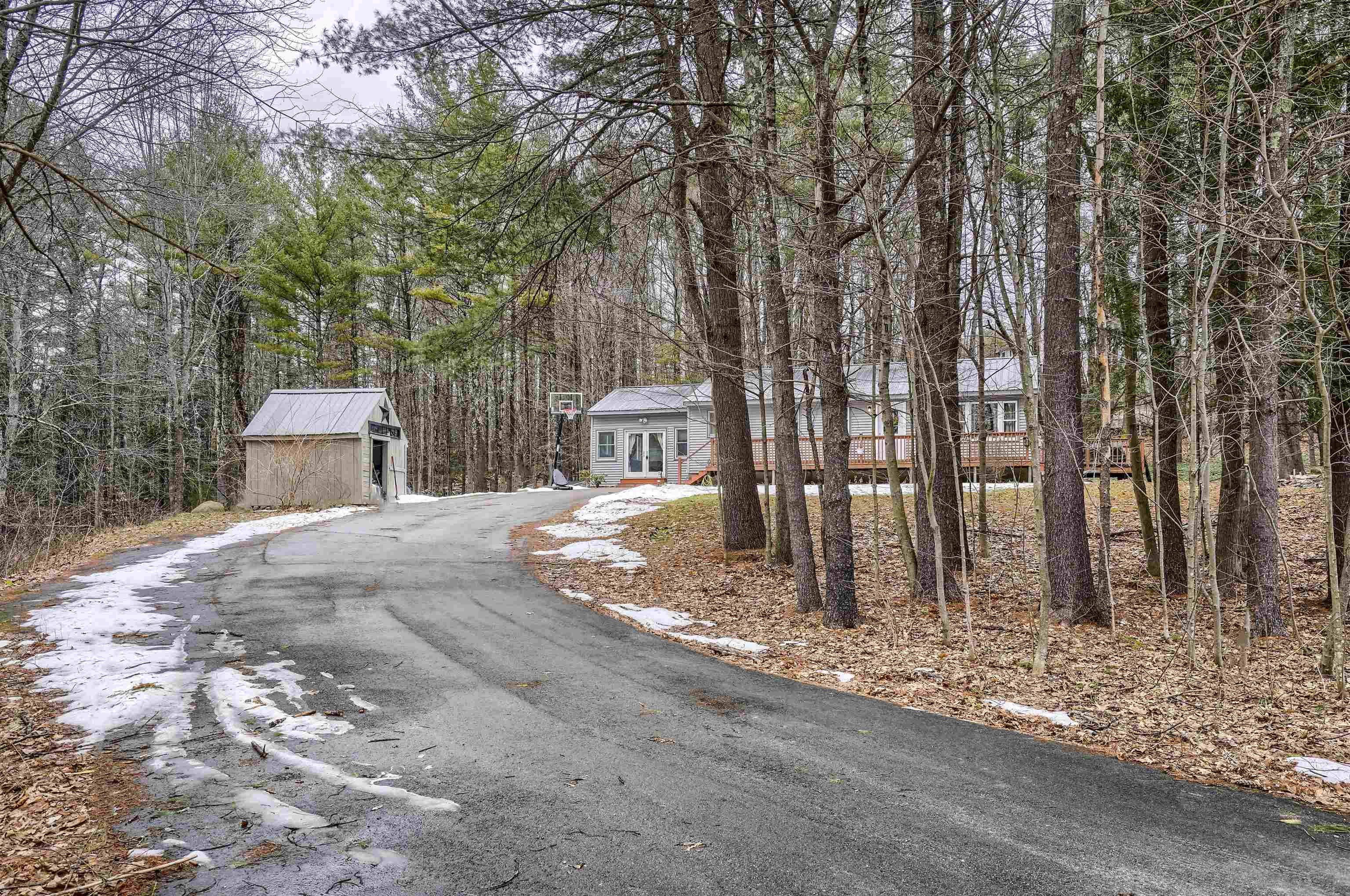 126 Abijah Bridge Road Weare, NH 03281 - Photo 9 of 32