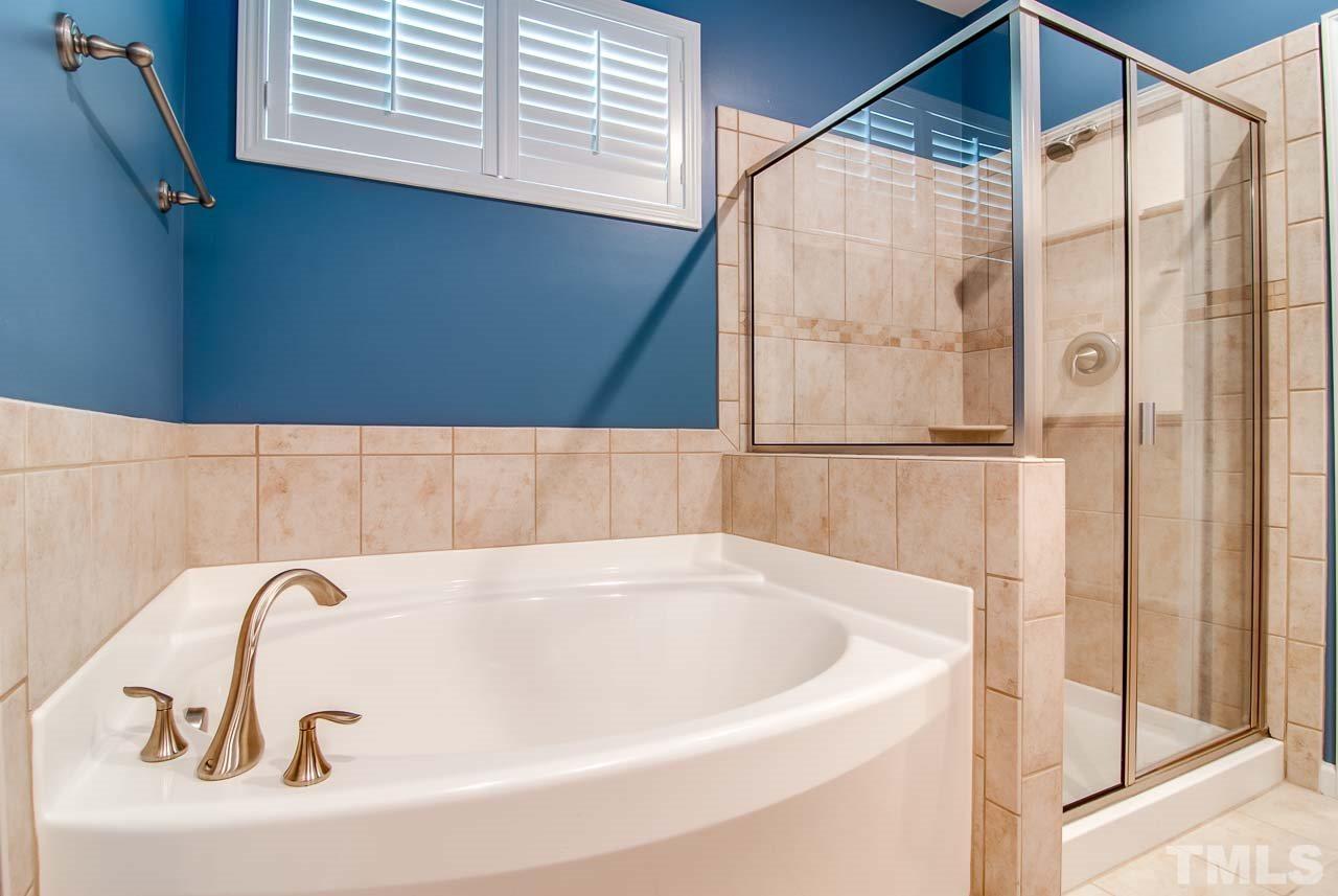 1412 Rodessa Run Raleigh, NC 27607 - Photo 16 of 25