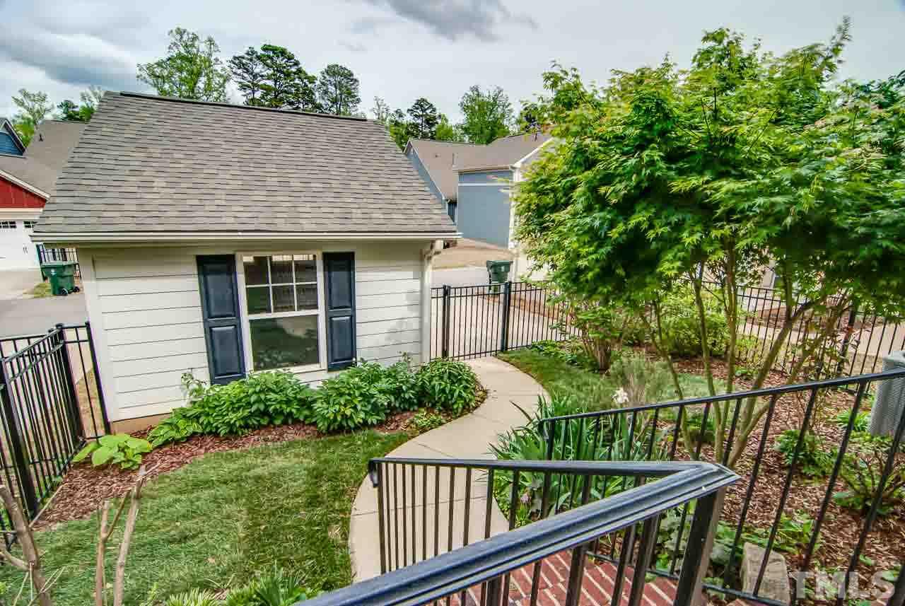1412 Rodessa Run Raleigh, NC 27607 - Photo 23 of 25