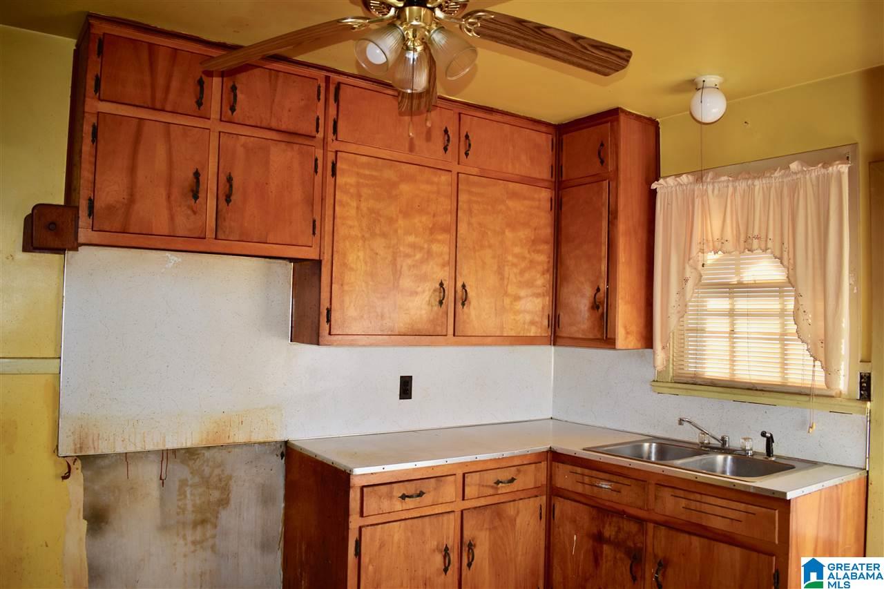 2817 23rd Street Southwest Birmingham, AL 35208 - Photo 10 of 18