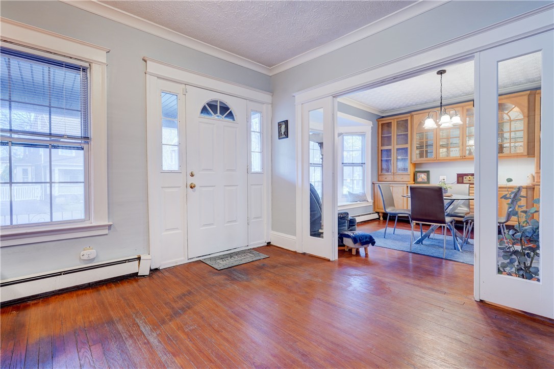 174 Rosedale Street Rochester, NY 14620 - Photo 6 of 42