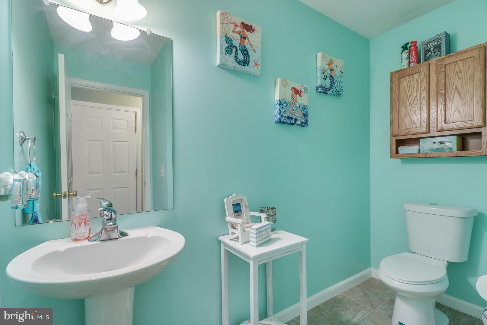 1817 Kenton Road Dover, DE 19904 - Photo 16 of 39 Powder Room