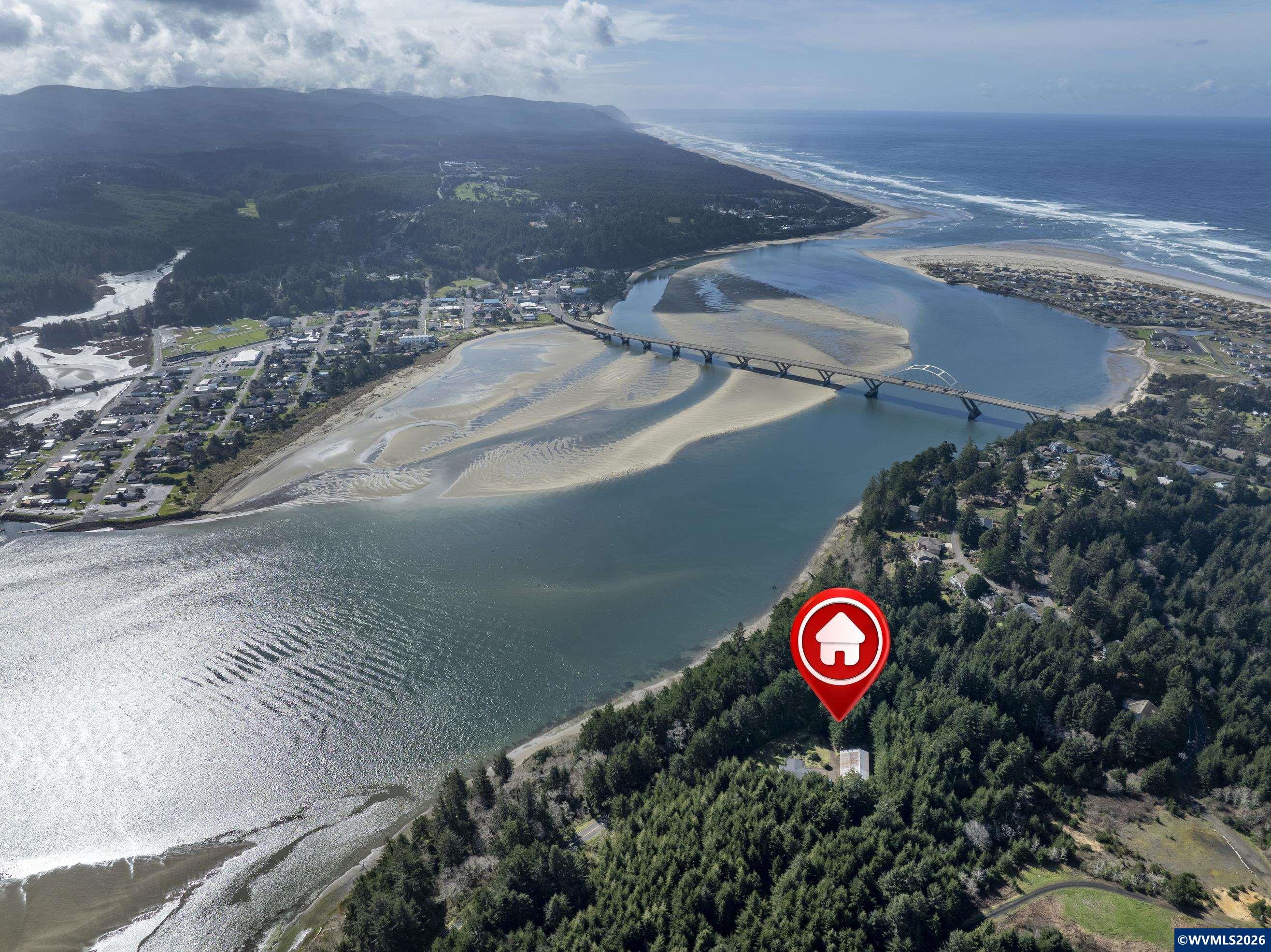 533 North Bayview Road Waldport, OR 97394 - Photo 12 of 49