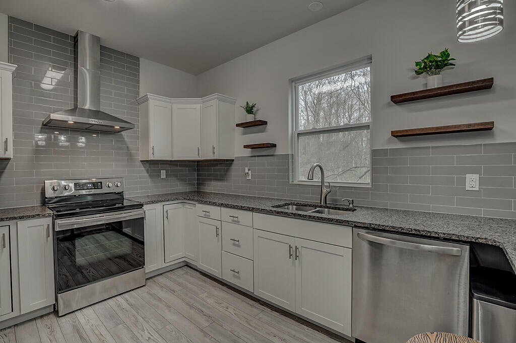 1632 Amsterdam Road Covington, KY 41011 - Photo 6 of 19
