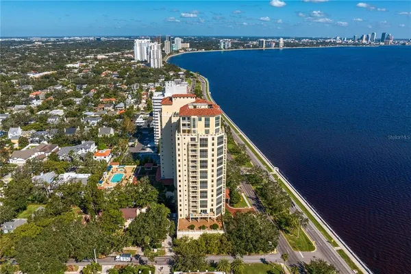 $18,000 | 4201 Bayshore Boulevard, Unit 2101, Tampa, FL 33611
