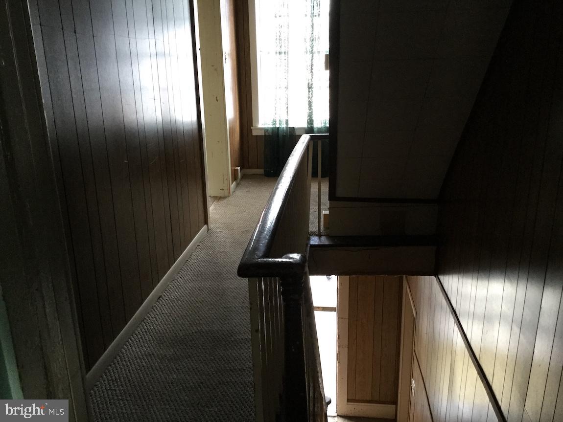 121 Cumberland Street Clear Spring, MD 21722 - Photo 12 of 38 2ND FLOOR HALLWAY-STAIRWAY