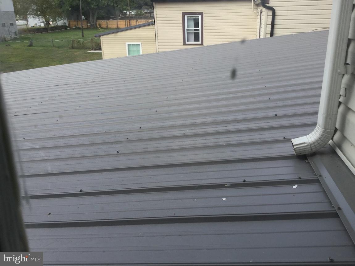 121 Cumberland Street Clear Spring, MD 21722 - Photo 25 of 38 ROOF