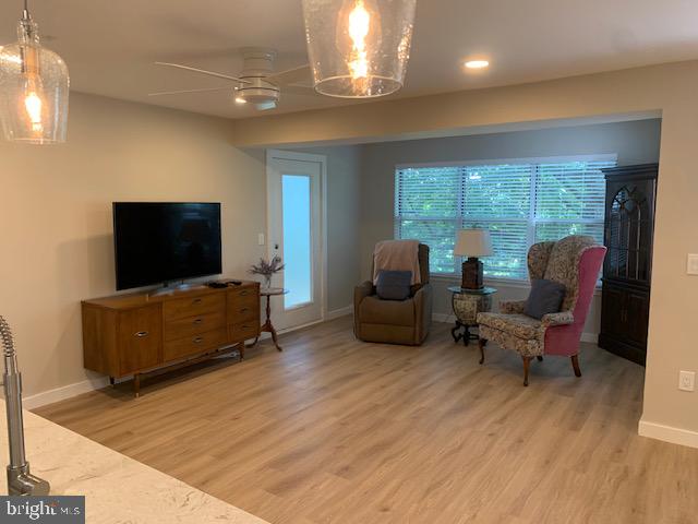 2609 Camelback Lane, Unit 3 Silver Spring, MD 20906 - Photo 16 of 41 Living Area