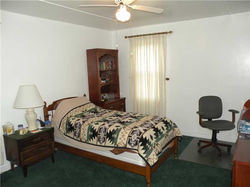 8602 Peebles Road Pittsburgh, PA 15237 - Photo 13 of 18 Master Bedroom. First Floor Master Bedroom
