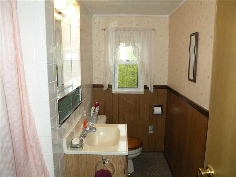 8602 Peebles Road Pittsburgh, PA 15237 - Photo 18 of 18 Other. Second Floor Bathroom