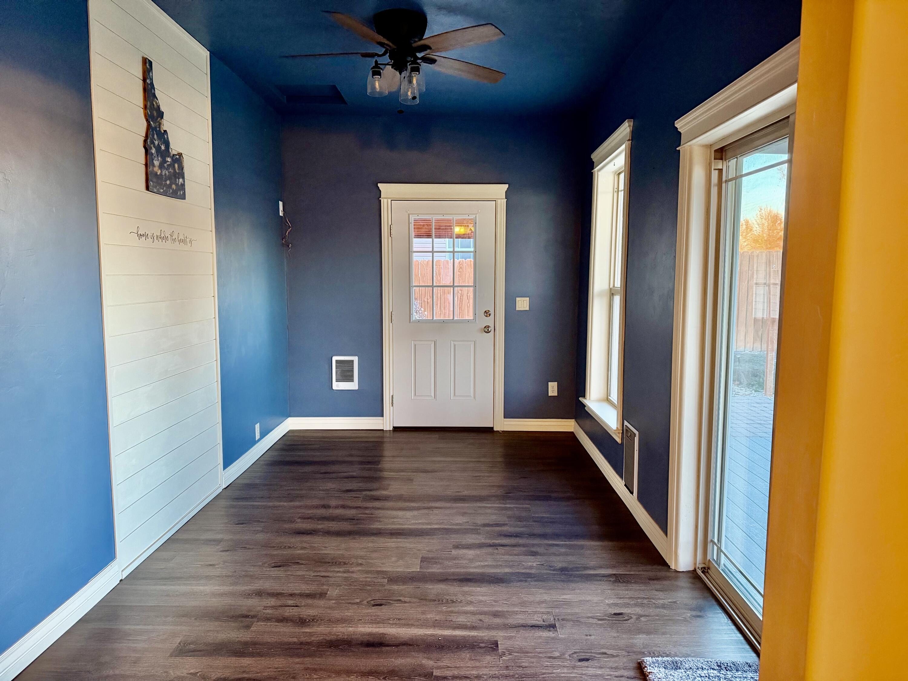 1446 Spring Court Jerome, ID 83338 - Photo 13 of 13 sunroom