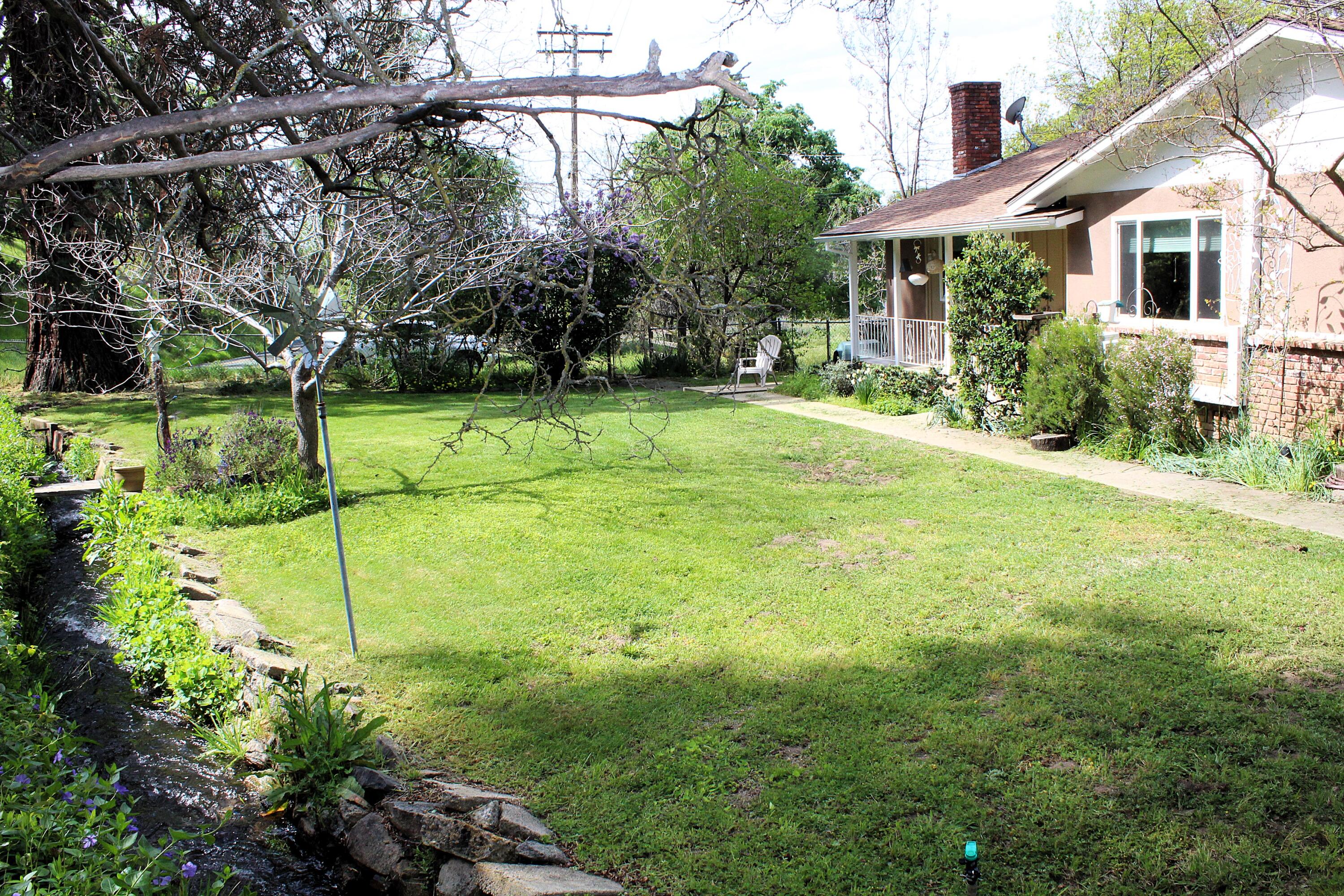 43670 Balch Park Road Springville, CA 93265 - Photo 23 of 43 Front Yard with Ditch Water Flowing