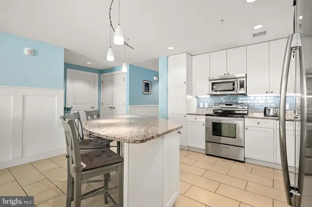 $1,325,000 | 2 48th Street, Unit 1402, Ocean City, MD 21842