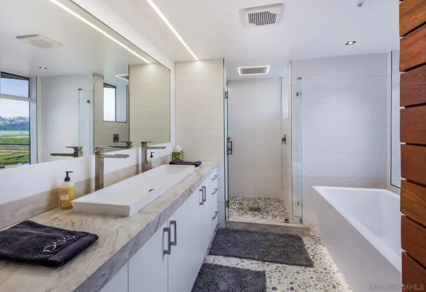 $8,500,000 | 2516 San Elijo Avenue, Cardiff, CA 92007