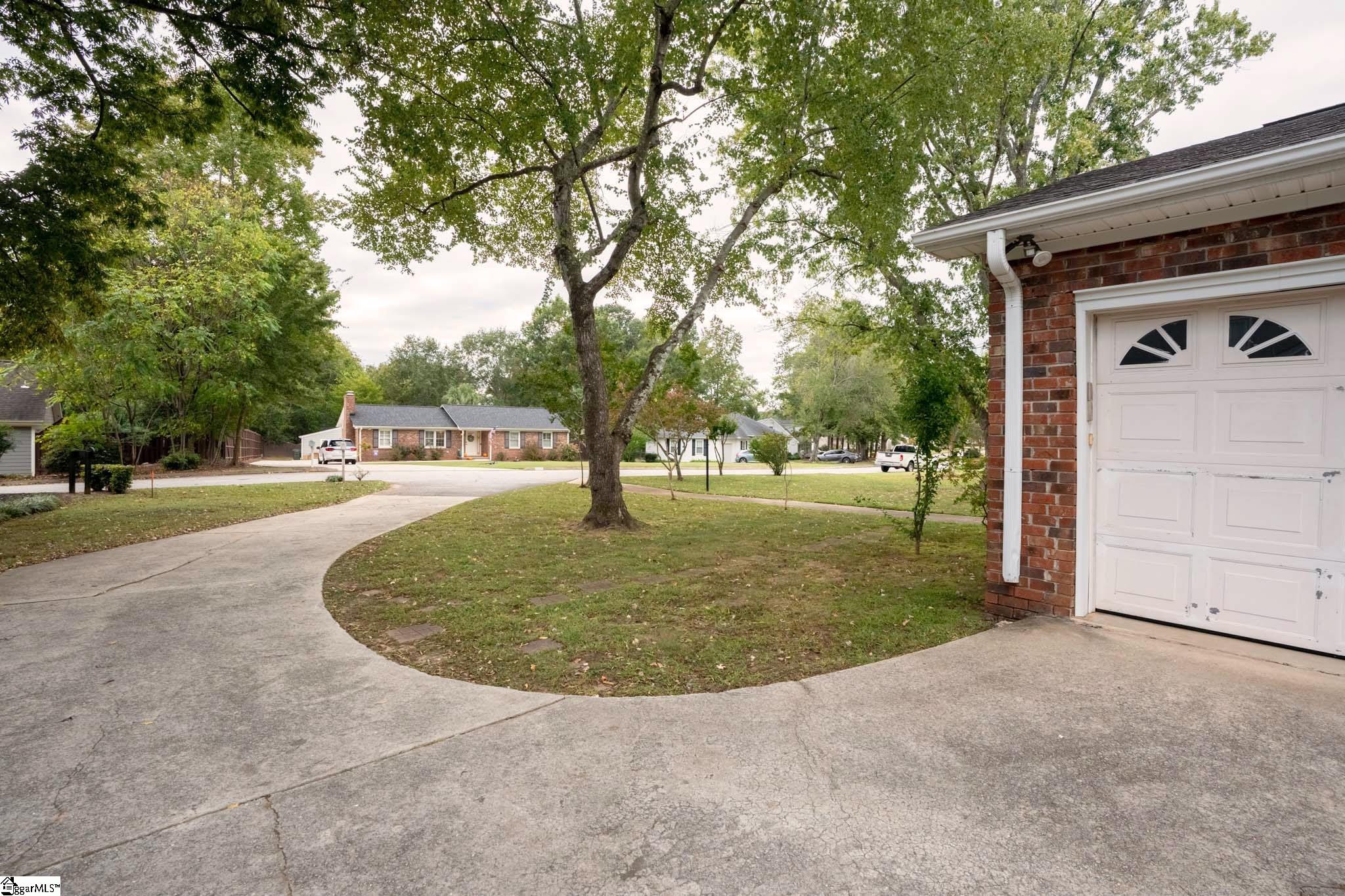 209 Governors Square Greer, SC 29650 - Photo 27 of 30