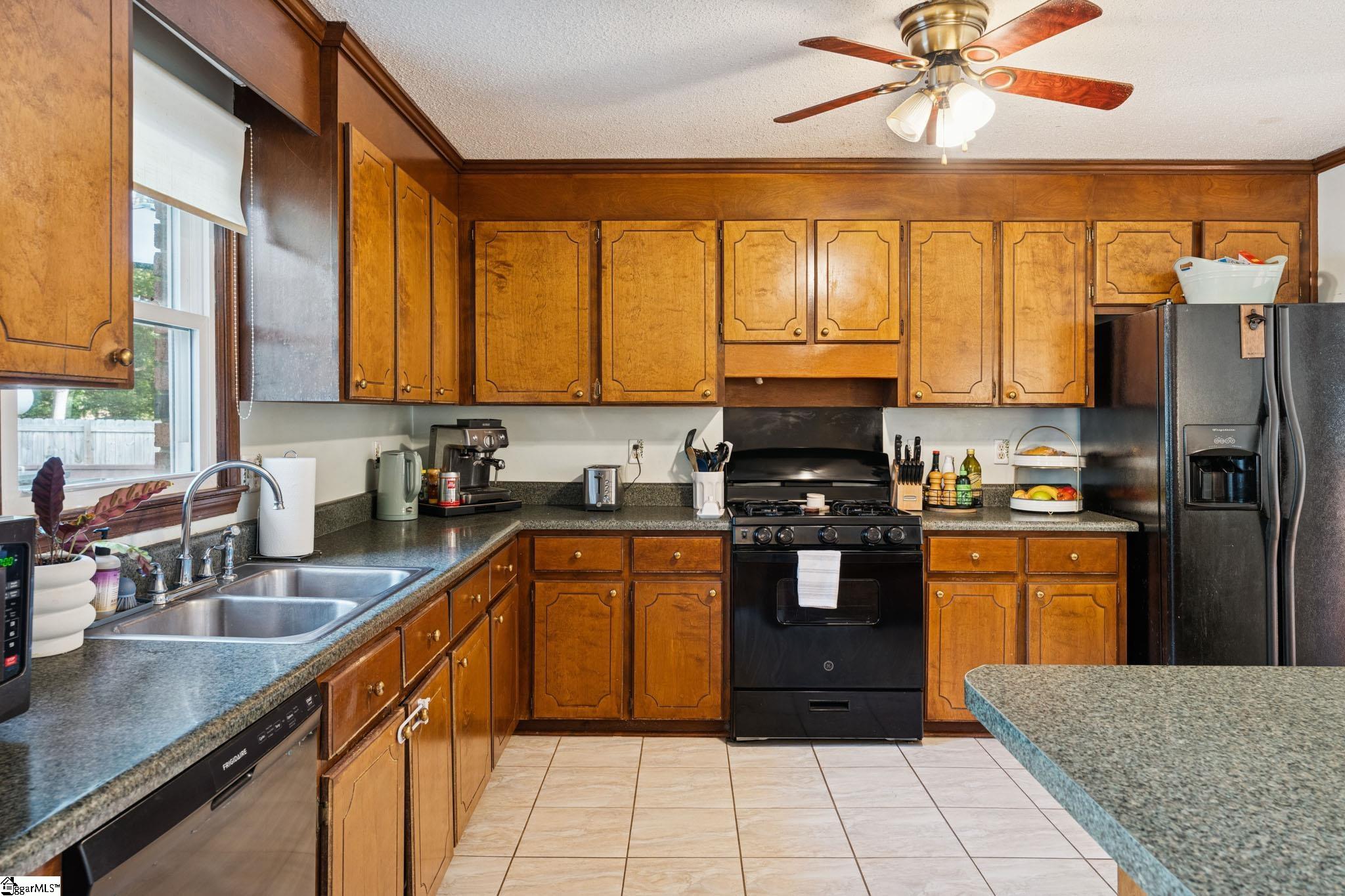 209 Governors Square Greer, SC 29650 - Photo 8 of 30