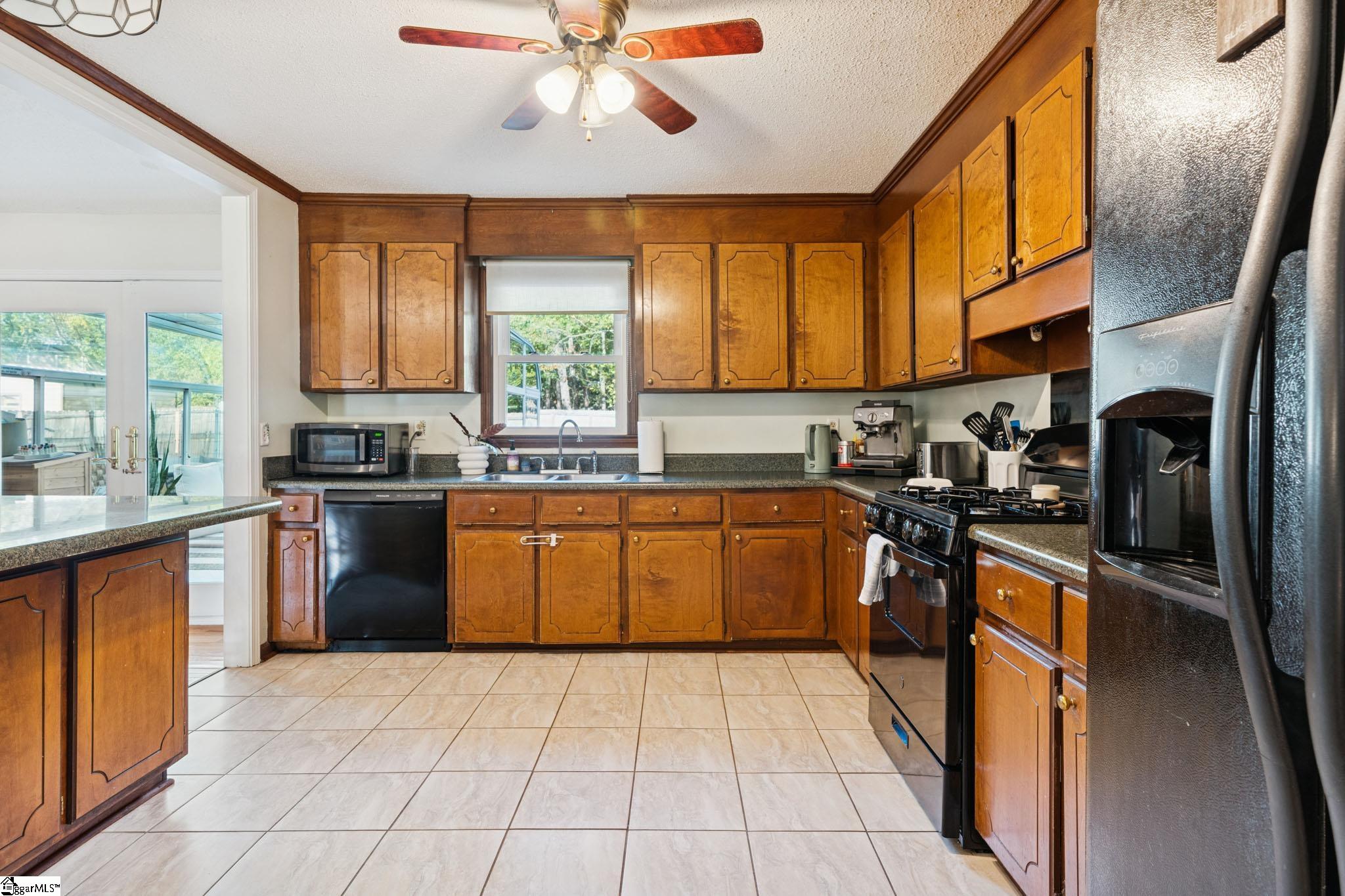 209 Governors Square Greer, SC 29650 - Photo 9 of 30