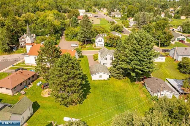 $135,000 | 70 Main Street, Soudan, MN 55782