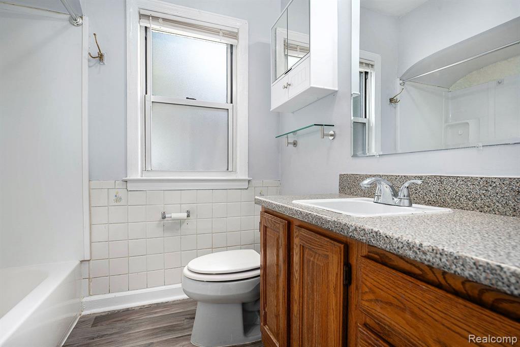22614 Virginia Avenue Eastpointe, MI 48021 - Photo 13 of 18