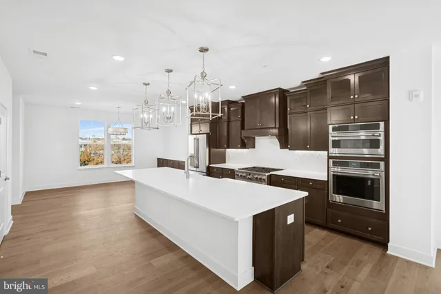 $609,999 | 107 East Cromwell Street, Unit 2005, Baltimore, MD 21230