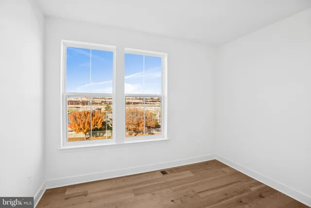 $609,999 | 107 East Cromwell Street, Unit 2005, Baltimore, MD 21230