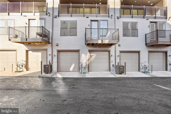 $579,999 | 107 East Cromwell Street, Unit 2005, Baltimore, MD 21230