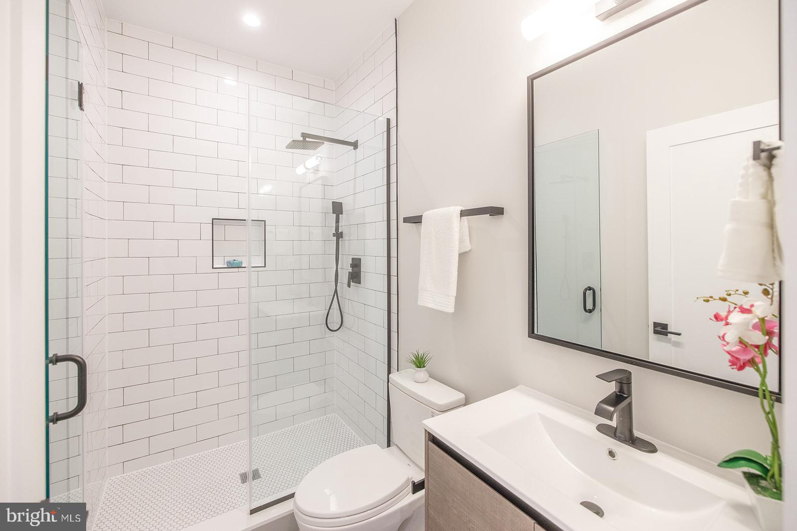 2244 Ontario Road Northwest, Unit 3 Washington, DC 20009 - Photo 25 of 30