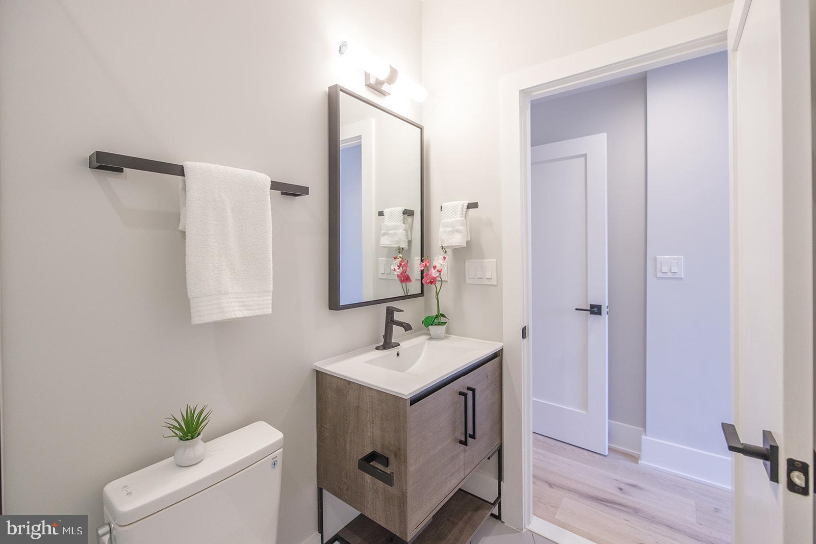 2244 Ontario Road Northwest, Unit 3 Washington, DC 20009 - Photo 26 of 30