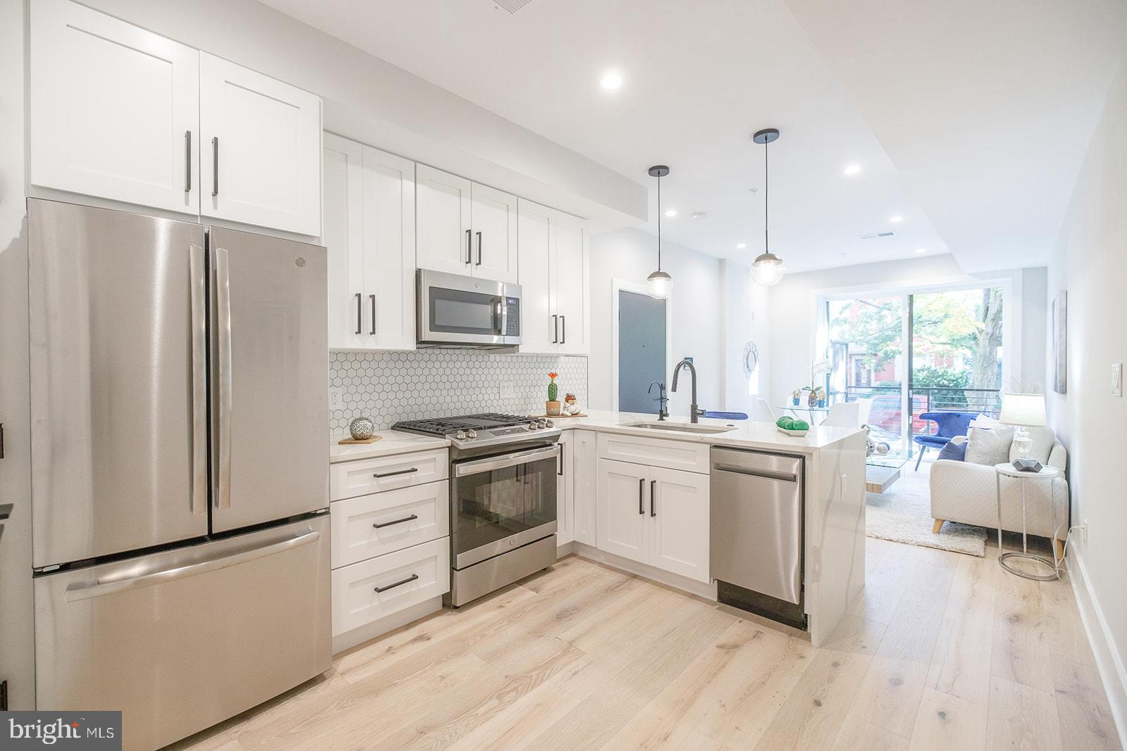 2244 Ontario Road Northwest, Unit 3 Washington, DC 20009 - Photo 9 of 30