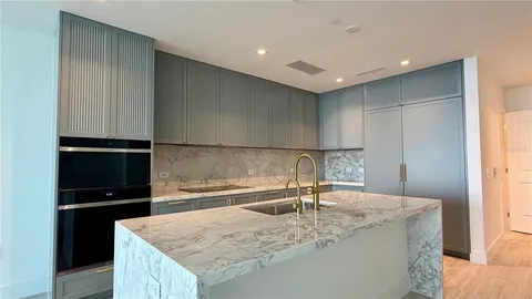 $2,490,000 | 3015 South Ysabella Avenue, Unit 2003, Tampa, FL 33629