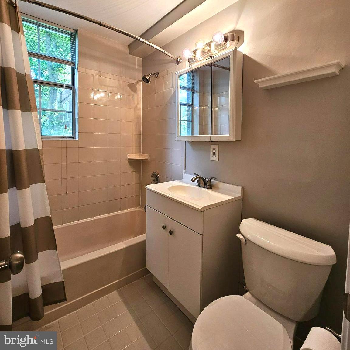 1806 Key Boulevard, Unit 9476 Arlington, VA 22201 - Photo 7 of 11