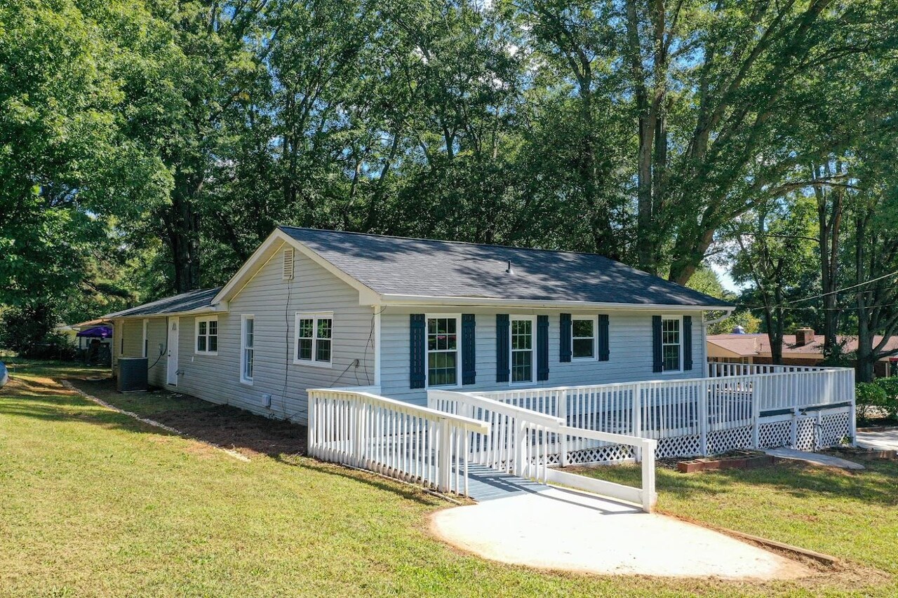 219 Atlanta Street Villa Rica, GA 30180 - Photo 1 of 1