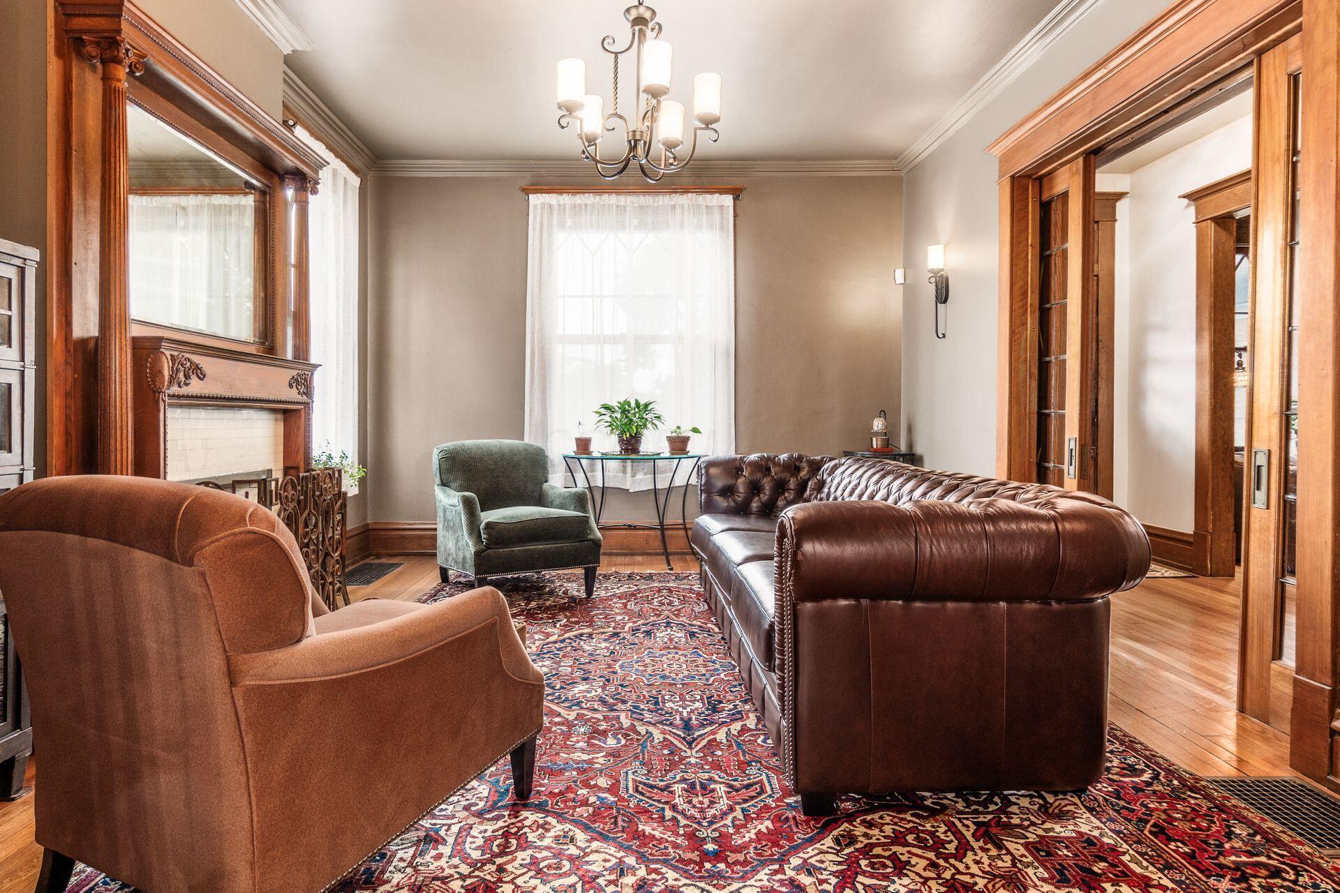 1412 Bryden Road Columbus, OH 43205 - Photo 21 of 87 Living room 1