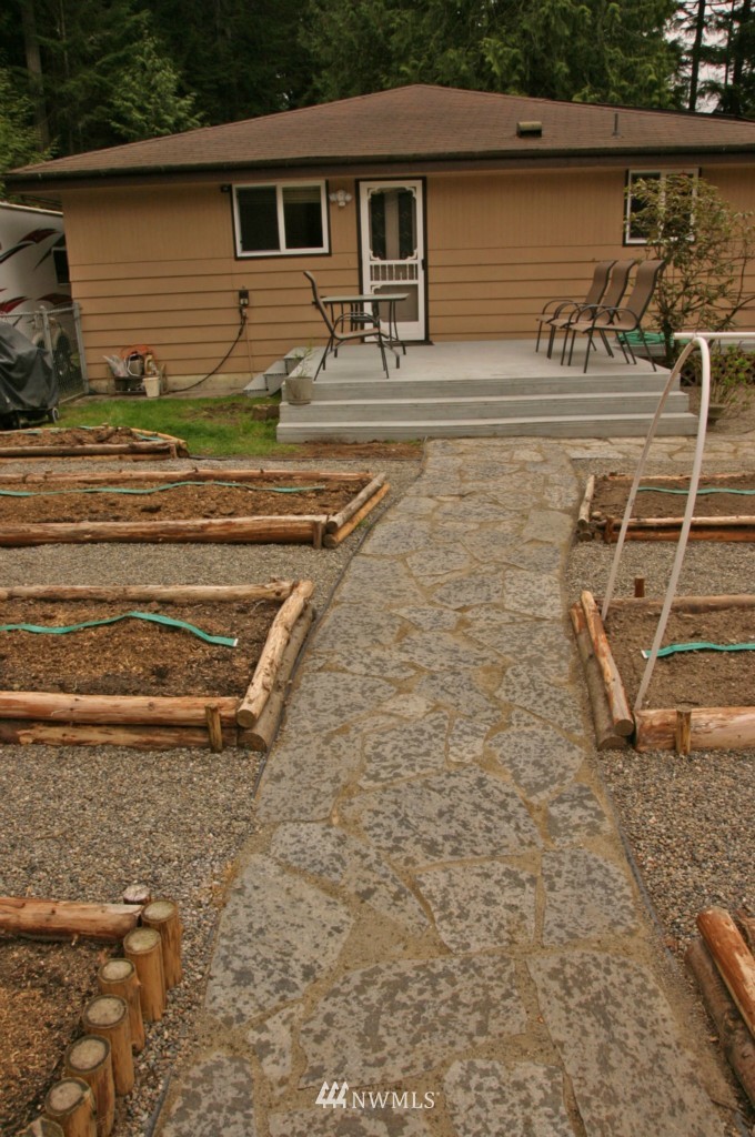 8417 Southeast View Park Road Port Orchard, WA 98367 - Photo 15 of 15 Gallery Image 15