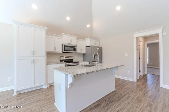 $319,500 | 12 Doe Valley Cove, Jackson, TN 38305