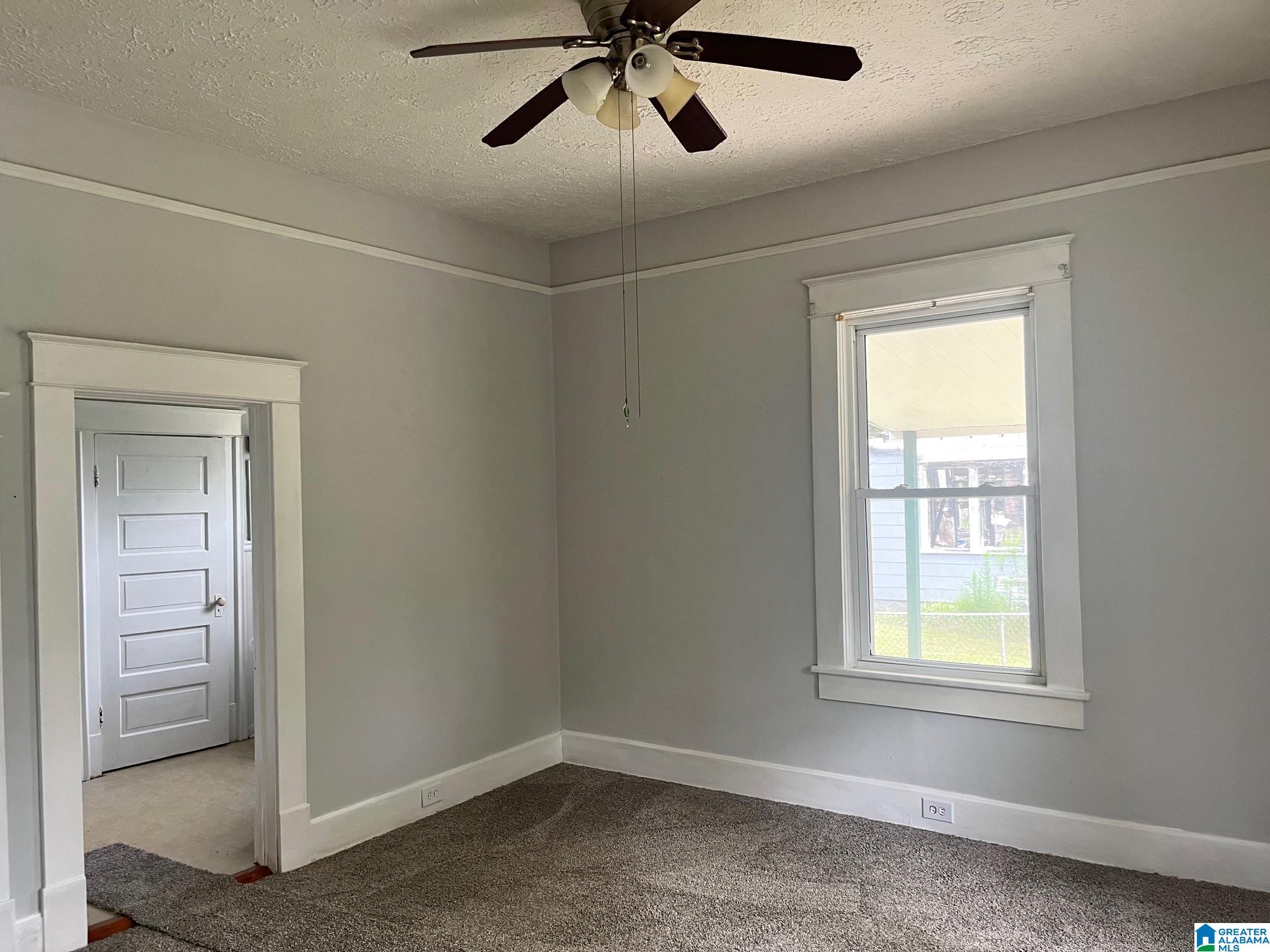 67 Oak Street Sylacauga, AL 35150 - Photo 8 of 14