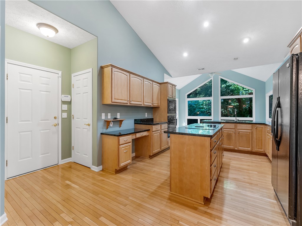 331 North Summit Drive Seneca, SC 29672 - Photo 11 of 36