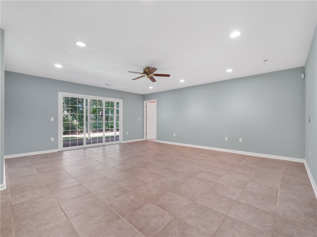 331 North Summit Drive Seneca, SC 29672 - Photo 21 of 36