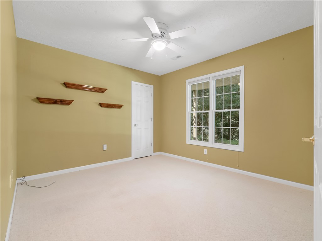 331 North Summit Drive Seneca, SC 29672 - Photo 23 of 36