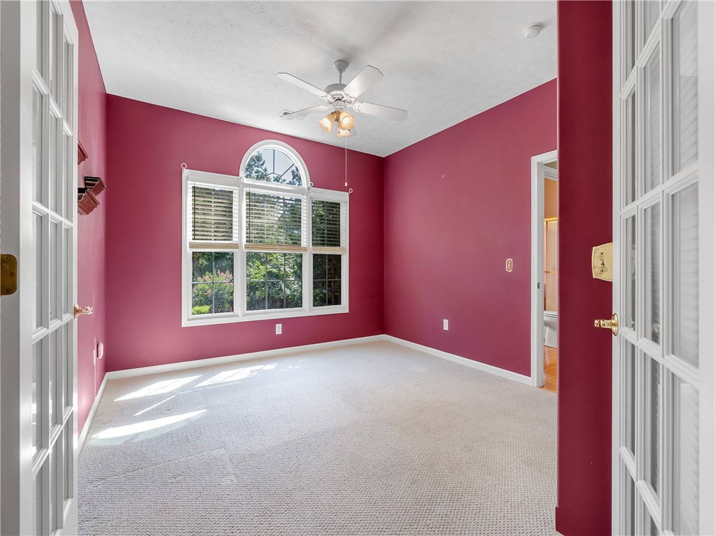 331 North Summit Drive Seneca, SC 29672 - Photo 6 of 36