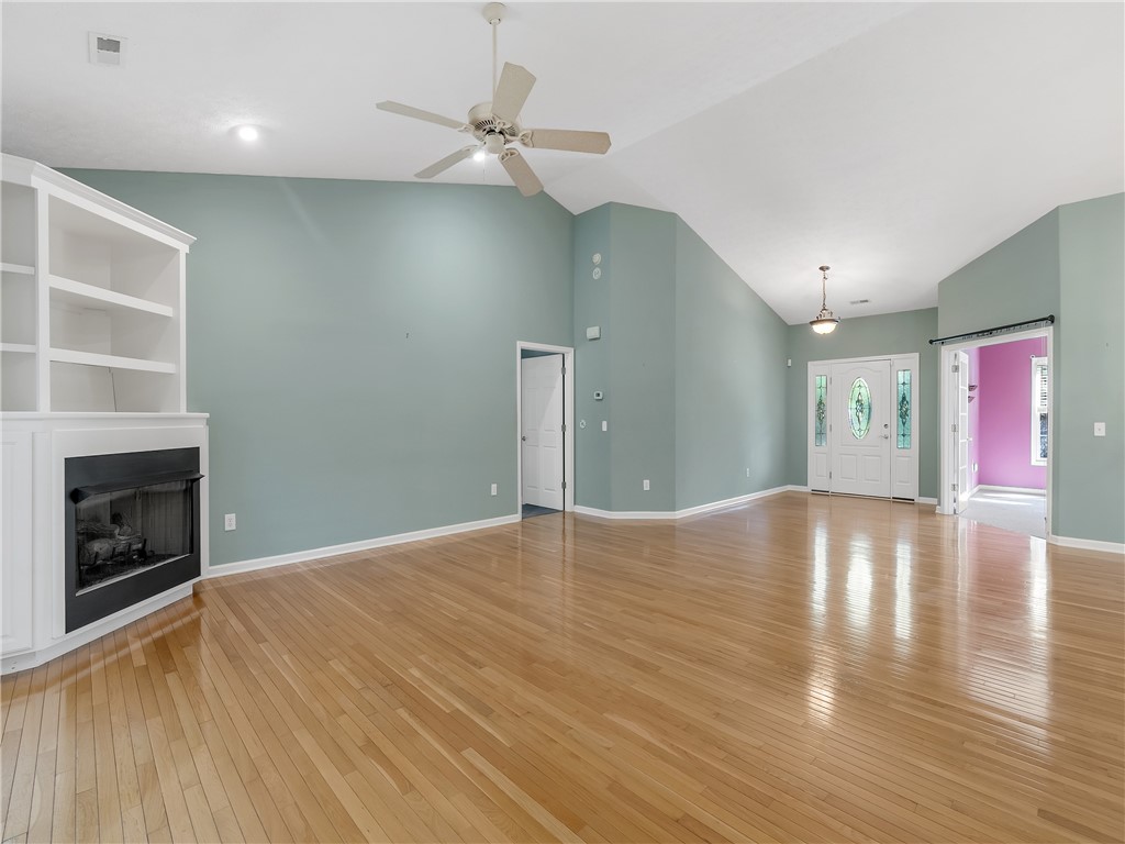 331 North Summit Drive Seneca, SC 29672 - Photo 9 of 36