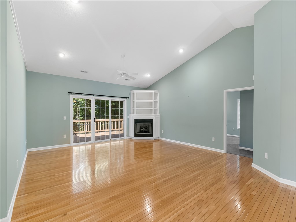 331 North Summit Drive Seneca, SC 29672 - Photo 10 of 36