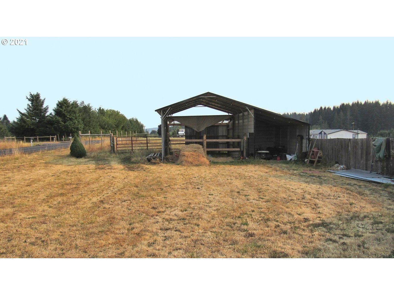 480 Roe Road Winlock, WA 98596 - Photo 21 of 24 a black and white photo of a lake
