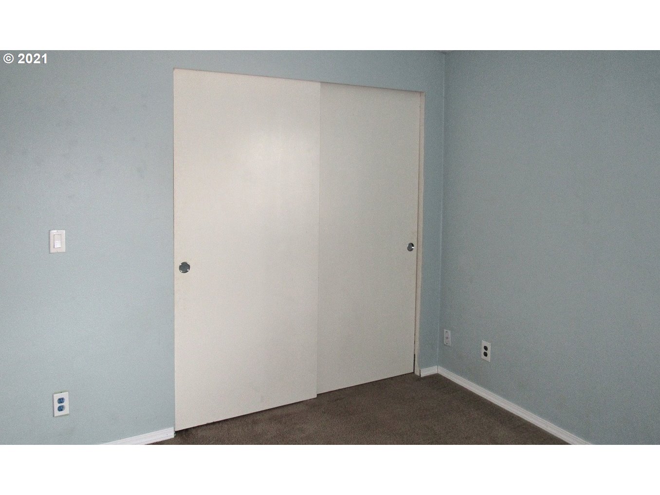 480 Roe Road Winlock, WA 98596 - Photo 9 of 24 a view of an empty room
