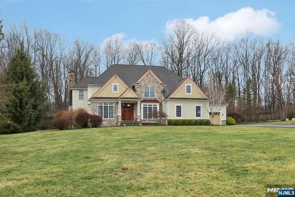 $1,600,000 | 12 Cowie Road, Chester, NJ 07930