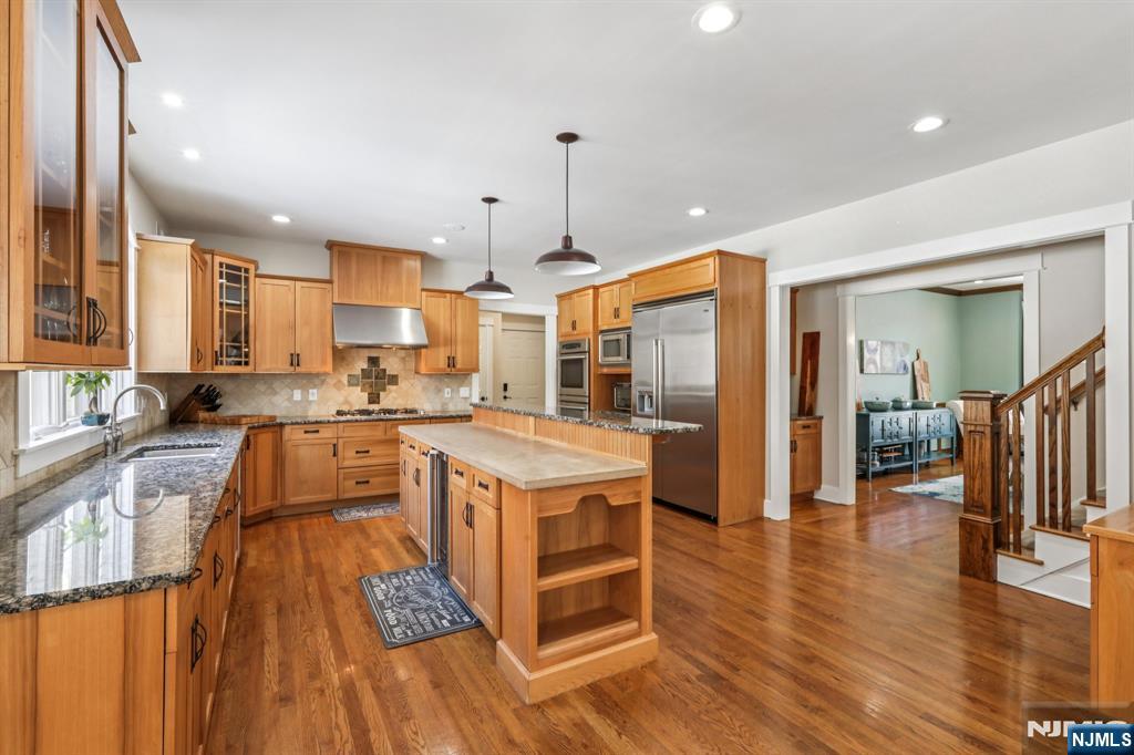 12 Cowie Road Chester, NJ 07930 - Photo 16 of 50