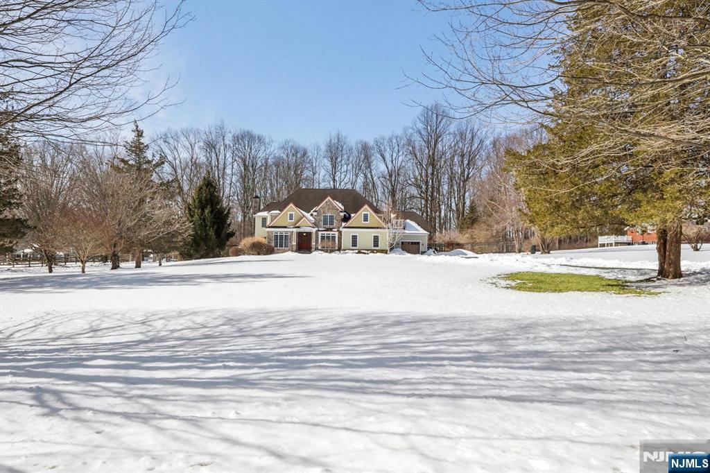 12 Cowie Road Chester, NJ 07930 - Photo 3 of 50