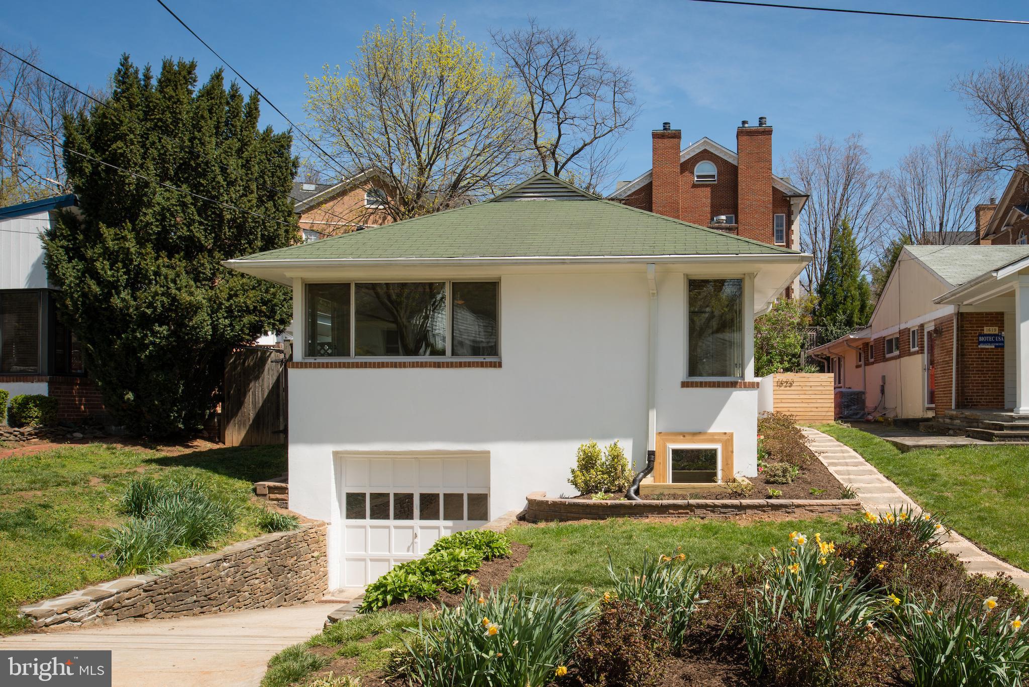 1623 45th Street Northwest Washington, DC 20007 - Photo 1 of 24